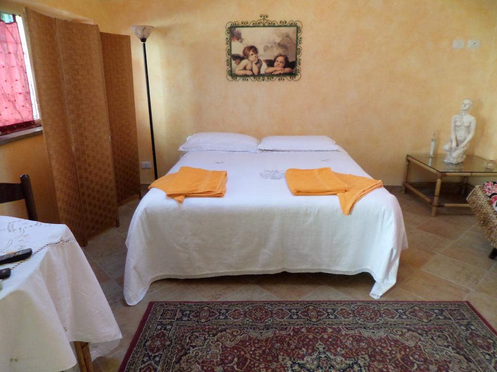 B&B Villino Lory Marino Quarto foto